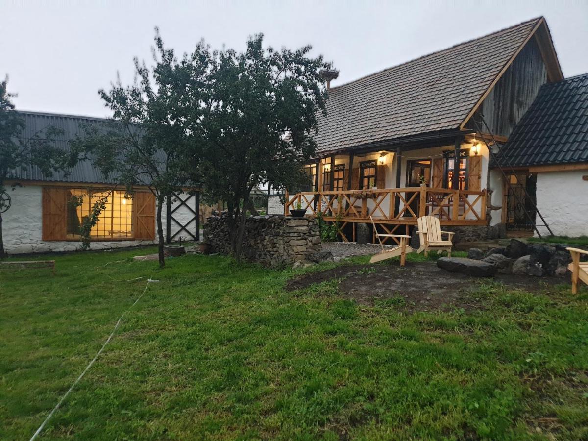 Hnameni Bovadzor Lodge エクステリア 写真