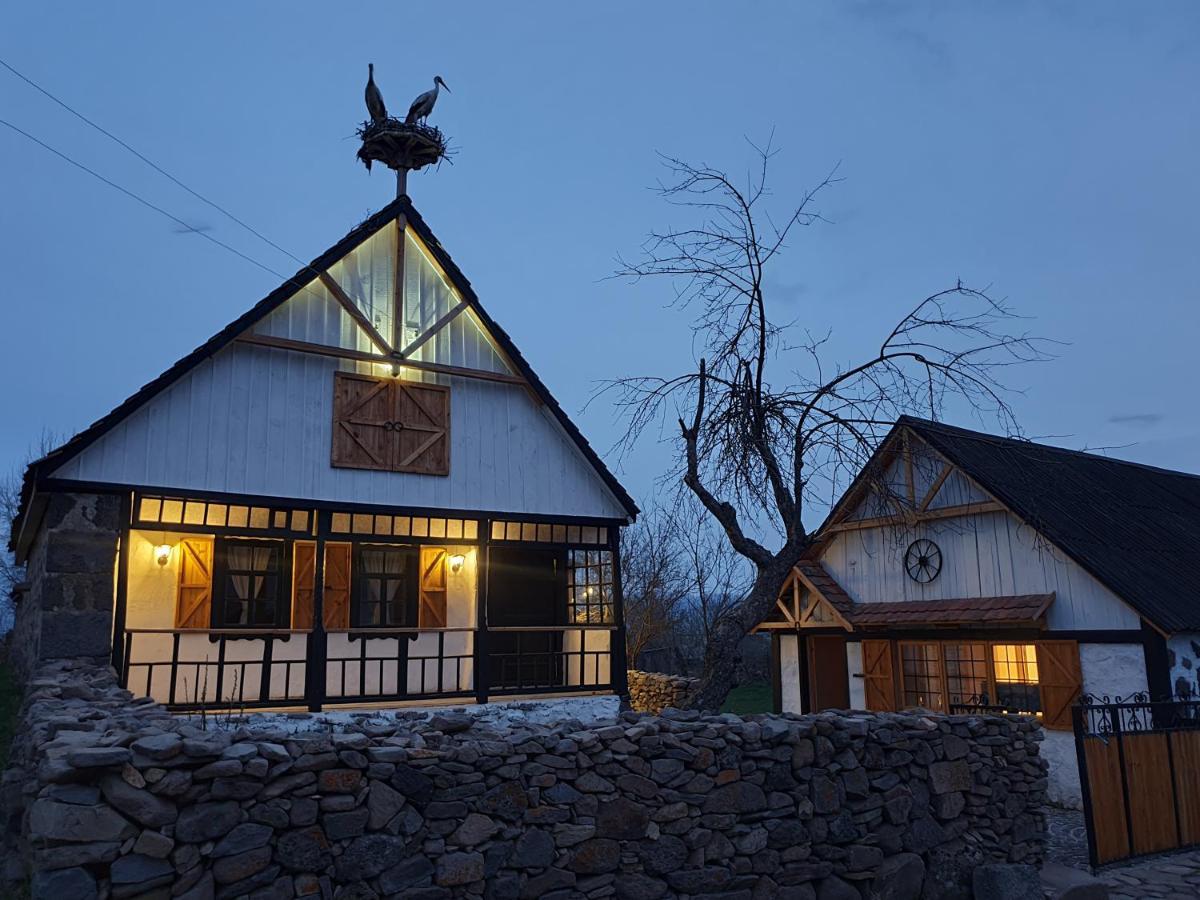 Hnameni Bovadzor Lodge エクステリア 写真