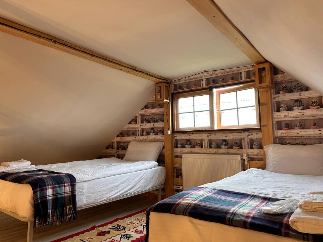 Hnameni Bovadzor Lodge エクステリア 写真