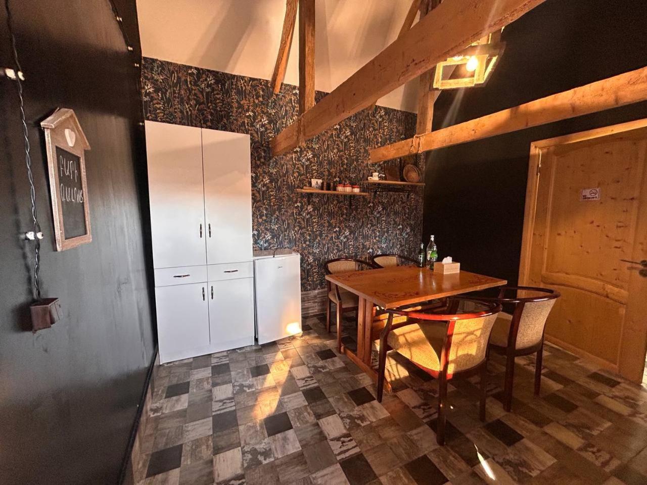Hnameni Bovadzor Lodge エクステリア 写真