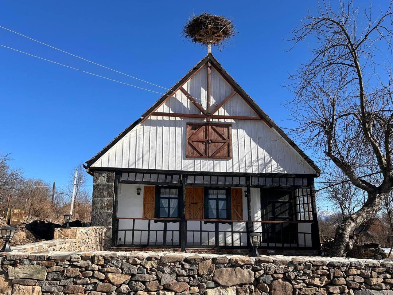 Hnameni Bovadzor Lodge エクステリア 写真
